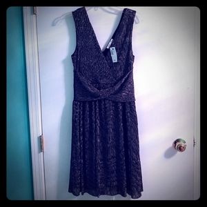 Dex dress with criss cross waist, v neck - NWT